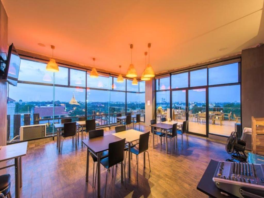 Ingtara Hotel Khonken Kültér fotó