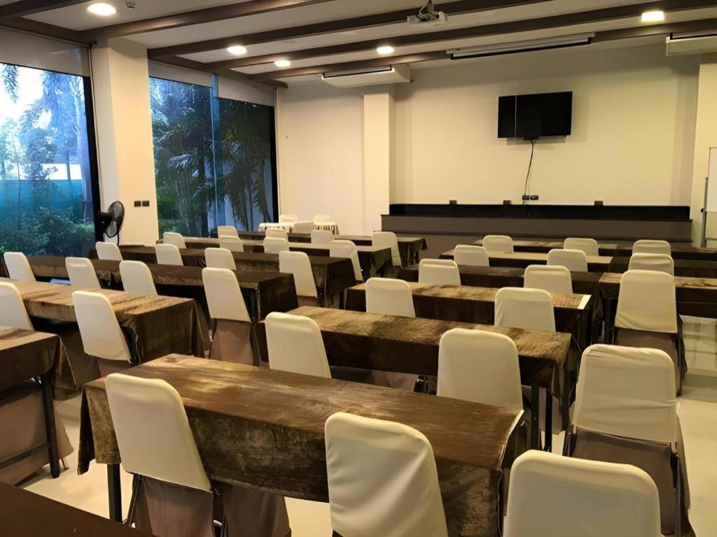 Ingtara Hotel Khonken Kültér fotó
