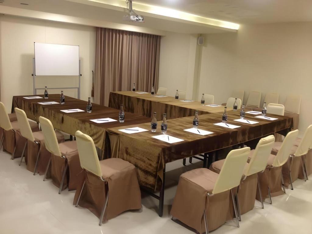 Ingtara Hotel Khonken Kültér fotó
